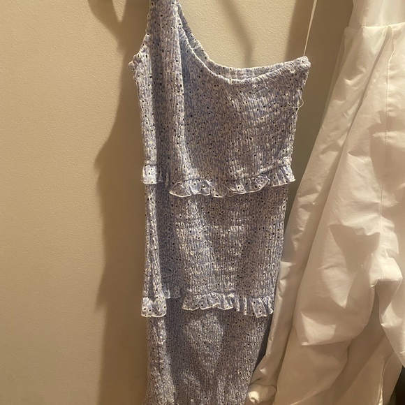 Princess Polly Elza Blue Floral Smocked Ruffle Mini Dress - Picture 4 of 5